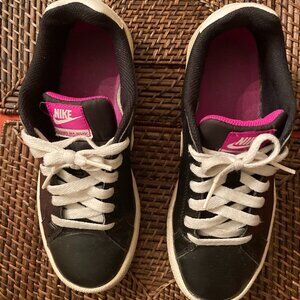 Women's Nike Sneakers